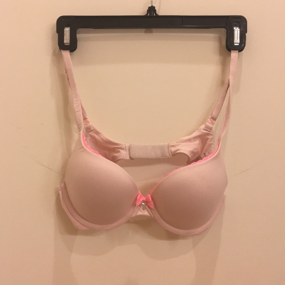 Victoria's Secret "Body by Victoria" Push-up Bra